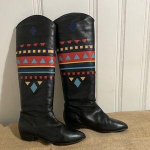 Boho Black leather boots with colorful leather patchwork. Size 8 1/2 Vintage 80s